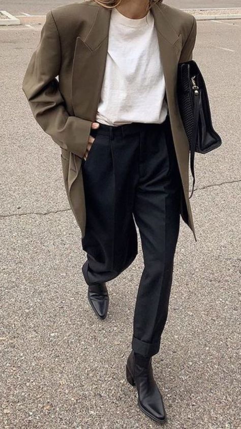 Minimalist Street Style, Skandinavian Fashion, Mode Inspo, Work Outfits Women, 가을 패션, Looks Style, Mode Inspiration, Office Fashion, Office Outfits