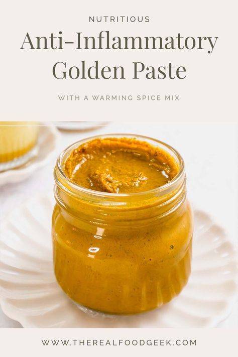 Looking for the best Turmeric Golden Paste recipe? You're in the right place! Whether you want to make a nourishing glass of turmeric golden milk, flavor your curries, or sneak some extra nutrients into your morning smoothie, this golden paste makes all that happen fuss-free. Plus, it's a great way to load the body with anti-inflammatory goodness. Follow along for more delicious and nutritious recipes! Recipes That Use Turmeric, Curcuma Recipe, Tumeric Paste Recipes, Turmeric And Ginger Recipes, Turmeric Paste Recipe, Fresh Turmeric Recipes, Tumeric Recipes Inflammation Raw Honey, Honey Turmeric Ginger Cinnamon, Turmeric Paste For Inflammation