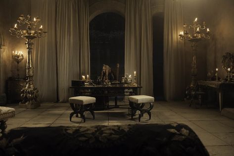 Game Of Thrones Castles Interior, Game Of Thrones Set Design, Game Of Thrones Visuals, Game Of Thrones Interior Design, Game Of Thrones Room Decor, Game Of Thrones Interior, Winterfell Interior, Game Of Thrones Room, Game Of Thrones Bedroom