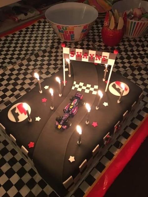 F1 Cake Aesthetic, Formula 1 Gifts For Boyfriend, Formula 1 Cake Ideas, F1 Bday Cake, F1 Gifts For Boyfriend, Formula 1 Birthday Cake, F1 Cake Ideas, Pastel F1, F1 Birthday Party