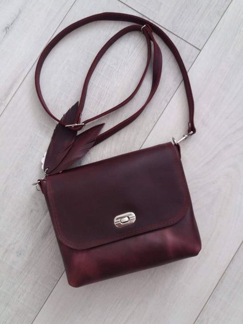 Leather Crossbody Bag Handmade Burgundy Leather Crossbody Bag Medium Leather Handbag Women Leather B Leather Goodies, Types Of Handbags, Expensive Bag, Leather Ideas, Women Leather Backpack, Stylish Handbags, Leather Handbags Women, Cheap Handbags, Handbags Women