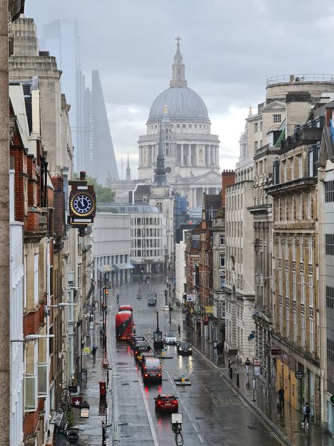 London England Photography, London Buildings, London Dreams, London Aesthetic, London Architecture, Fleet Street, St Pauls Cathedral, Japanese Doll, Samsung S20