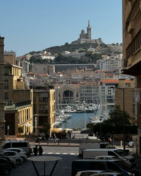 ~Never stop exploring~ 💫🌊🇫🇷🥐💌 #marseille #travel #cotedazur #french #palaislongchamp Marseilles Aesthetic, Hyacinth Core, Marseille France Aesthetic, Marseille Aesthetic, Marseille Travel, Goals 2025, France Aesthetic, Marseille France, Southern France