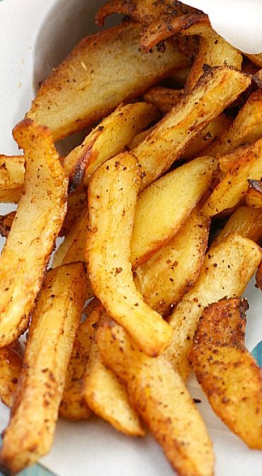 Homemade Fries In Oven, Fries Recipes, Homemade Fries, French Fries Recipe, Homemade French Fries, Best Oven, Potato Recipes Side Dishes, Fries Recipe, God Mat