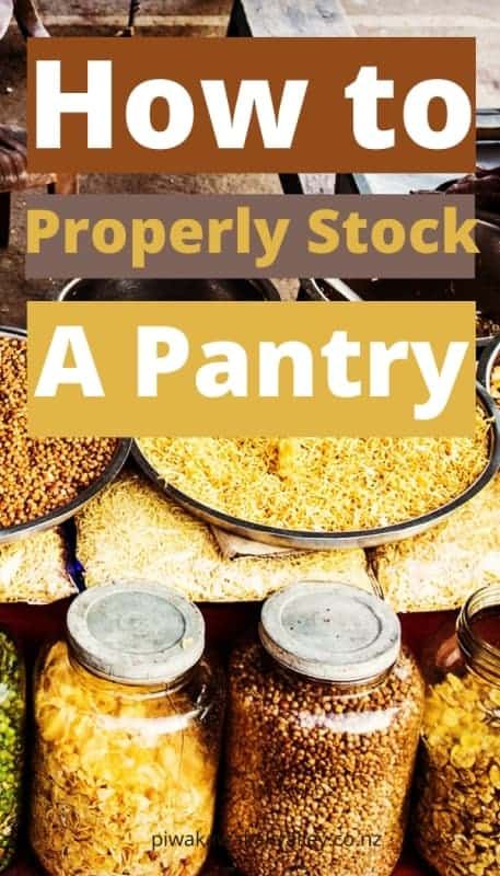 Homestead Pantry, Pantry Basics, Kitchen Organizing Ideas, Skill To Learn, Buying Food, Pantry List, Preppers Pantry, Emergency Preparedness Food, Backyard Farm