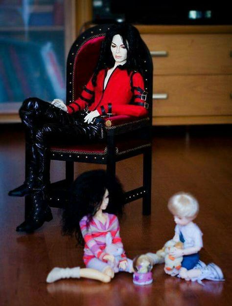 Michael Jackson Figure, Michael Jackson Doll, Michael Jackson Outfits, Michael Jackson Merchandise, Hee Man, Like Mike, Chevy Nova, Fashion Royalty Dolls, Black Barbie