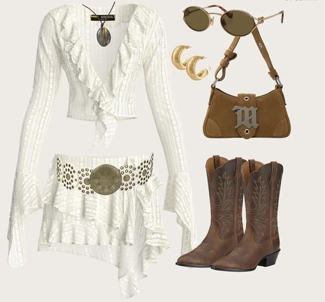 Country Bday Outfit, Y2k Coachella Outfits, Y2k Country Outfit, 70s Cowgirl Aesthetic, Railbird Festival, Band Outfits Stage, Gig Fashion, Cowgirl Inspired Outfit, Rave Fits