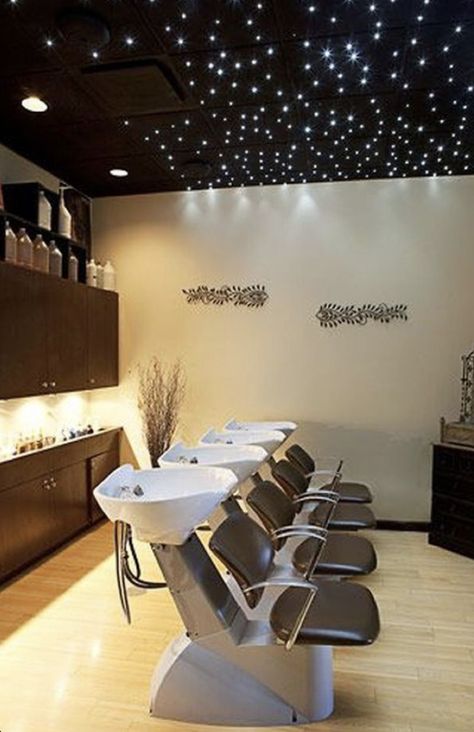 Salon Concepts, Hair Salon Furniture, Salon Interior Design Ideas, Nail Salon Interior Design, Salon Lighting, Home Hair Salons, Hair Salon Design, Hair Salon Interior, Hair Salon Decor