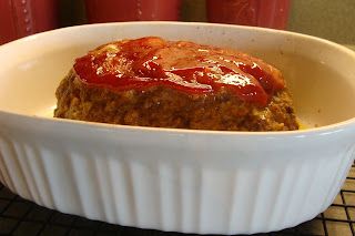 Kristi's Recipe Box: Meatloaf with Panko Bread Crumbs Panko Meatloaf, Meatloaf With Panko, Hamburger Ideas, Venison Meatloaf, Meat Ideas, Meaty Meals, Bread Crumbs Recipe, Cooking Beef, Crumb Recipe