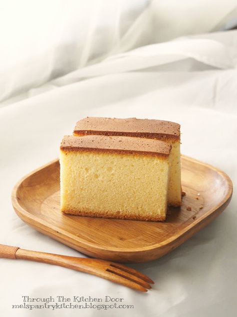 Castella Cake Recipe, Castella Cake, Diy Cakes, Japanese Bakery, Foodgawker Recipes, Japanese Desserts, Twins Cake, Japanese Cake, Baking Desserts