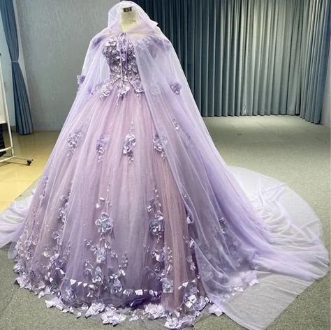 Quincenera Dresses With Cape, Purple Butterfly Ball Gown, Light Purple Quince Dress With Butterflies, Royal Purple Quinceanera Theme, Purple Quinceanera Dresses With Cape, Sweet 16 Dresses Purple, Light Purple Ball Gown, Ball Gown With Cape, Light Purple Quinceanera Dresses