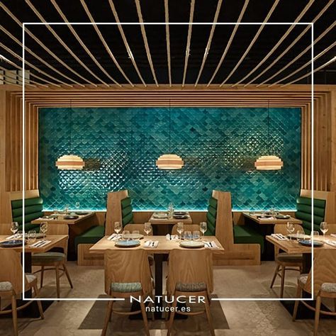 Sport Bar Design, Japanese Restaurant Interior, Restaurant Indian, Cafeteria Design, Modern Restaurant Design, Desain Pantry, Green Interior Design, Asian Interior, Coastal Interiors Design