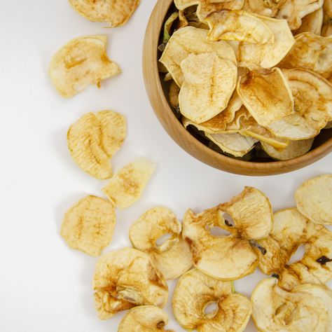 🍎✨ Snack smarter this fall with homemade Apple Chips using the Salton Food Dehydrator! 🍂 
 
These crispy, naturally sweet bites are the perfect anytime snack—no added sugar needed (unless you want to add a sprinkle of cinnamon for a fall twist)! 🙌🍏
 
Click the link to check out this tasty recipe! Homemade Apple Chips, Belgian Waffle Maker, Sweet Bites, Sandwich Makers, Food Dehydrator, Countertop Oven, Apple Chips, Tasty Recipe, Homemade Apple