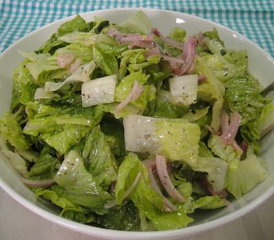 Easy Salad Recipes Lettuce, Romaine Lettuce Salad Recipes, Lettuce Salads, Salad Recipes Healthy Lunch, Indian Salads, Lettuce Salad Recipes, Lettuce Recipes, Chicken Honey, Almond Butter Recipes