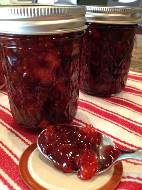 Strawberry Fig Preserves | Food.com Strawberry Fig Preserves, Fig Preserves Recipe, Fig Preserves, Balsamic Vinegar Recipes, Canning Vegetables, Strawberry Balsamic, Strawberry Preserves, Vinegar Uses, Fig Recipes