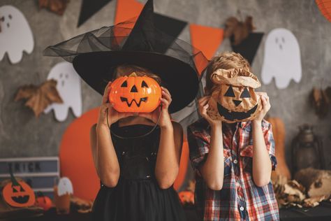 Here's when to take your little guys and ghouls out trick-or-treating this year. #halloween #trickortreat #halloweenideas #halloween2019 Farm Animal Costumes, Kid Friendly Halloween Party, Clever Halloween, Halloween Jokes, Kid Friendly Halloween, Halloween Games For Kids, Halloween Eyeballs, Halloween Party Games, Halloween Store