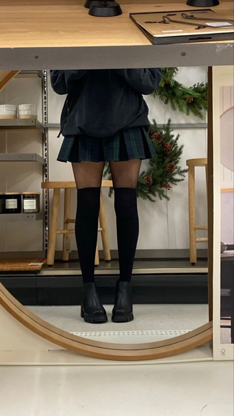 Knee High Boots Stockings Outfit, Stockings With Socks Outfit, Tights With Knee High Socks, Black Knee High Stockings Outfit, Knee High Socks With Loafers, Knee High Stockings Outfit Skirts, Black Knee High Socks Outfit Aesthetic, Skirt With Thigh High Socks Aesthetic, Long Socks Winter Outfit