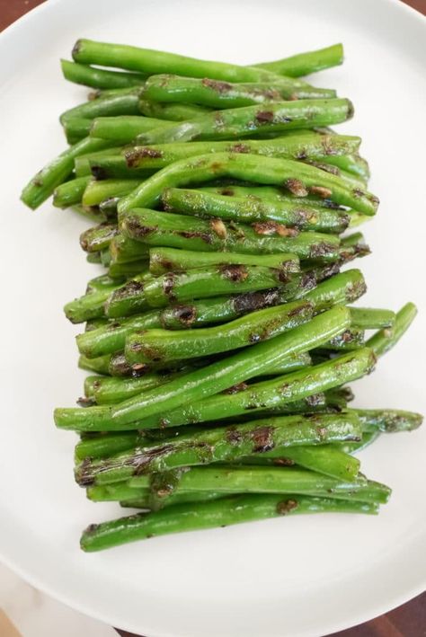 Frozen Asparagus, Health Benefits Of Asparagus, Green Bean Recipes Healthy, String Bean Recipes, Air Fryer Green Beans, Cj Eats, Cooking Chinese Food, Fried Garlic, Healthy Air Fryer