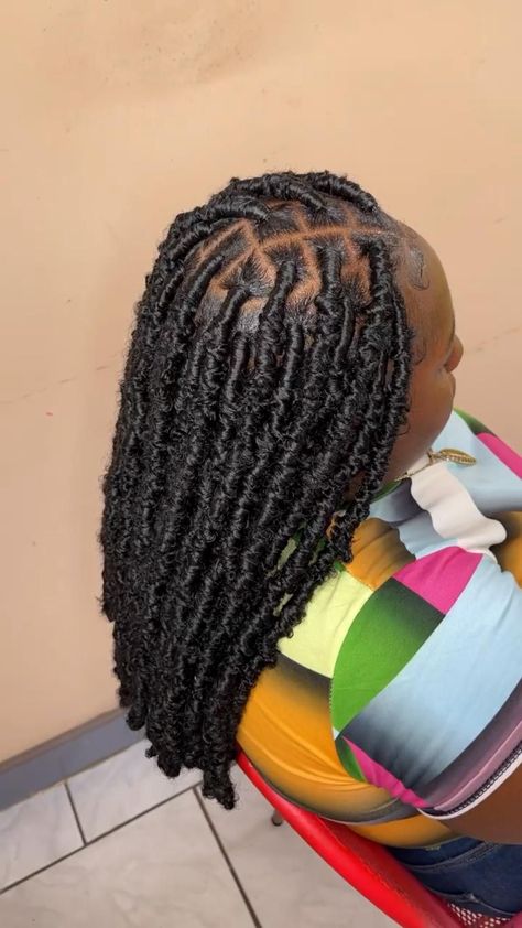 Hair Styles Cute, Hairstyles Thick Hair, Marley Twist Hairstyles, Cute Box Braids, Butterfly Locs, Faux Locs Hairstyles, Cute Braided Hairstyles, Cute Box Braids Hairstyles, Twist Styles