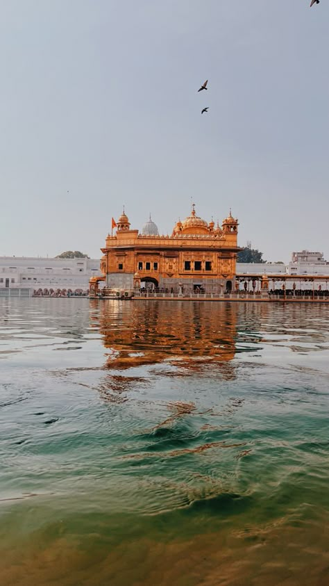 Khalsa Wallpaper Hd, Waheguru Wallpapers Hd, Sikh Aesthetic, Harmandir Sahib Photography, Punjab Village, Golden Temple Wallpaper, Om Symbol Wallpaper, Marble Wallpaper Phone, Darbar Sahib