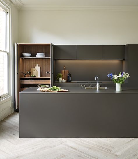 Bulthaup Kitchen B3, Pavilion Kitchen, Anthracite Kitchen, Kitchen Joinery, Studio Renovation, Bulthaup Kitchen, Kitchen Architecture, Minimal Kitchen Design, My Kitchen Rules