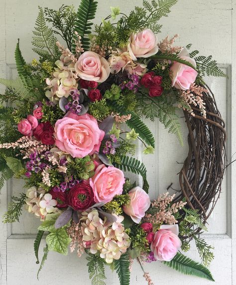 English Garden wreath #waysideflorals Front Door Wreath Ideas Diy, Stand Decoration Ideas, Unique Tv Stand, Spring Wreath Dried Flowers, Pink Wreaths, Diy Summer Wreath, Dried Flower Wreaths French Country, Grapevine Wreath With Dried Flowers, Easter Grapevine Wreath