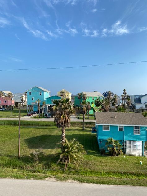 Galveston Beach Pictures, Galveston Aesthetic, Galveston Beach, Texas Beaches, Galveston Texas, Pastel House, Salt Life, Galveston, Beach Vibe