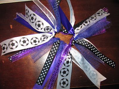 Creatively Quirky at Home: Soccer! Bows, snacks and ways to stay cool! Purple Thunder, Soccer Hair Bows, Softball Hair Bows, Soccer Bow, Gymnastics Ribbon, Soccer Hair, Cheerleading Squad, Cheerleading Hairstyles, Purple Zebra