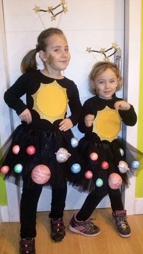 Alien Diy, Diy Alien Costume, Outer Space Costume, Alien Halloween Costume, Halloween Costume For Kids, Space Costumes, Alien Costume, Diy Costumes Kids, Diy Halloween Costumes For Kids