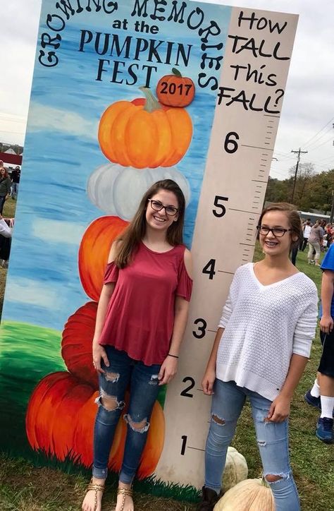 Fall Festival Picture Booth, Fall Photo Cutout Board, Trunk Or Treat Photo Backdrop, School Pumpkin Patch, Pumpkin Patch Business Ideas, Fall Festival Photo Booth Ideas, Pumpkin Patch Ideas Festivals, How Tall This Fall, Fall Photo Op Ideas