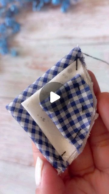 Folded Fabric Flowers How To Make, How To Sew Fabric Flowers, Fabric Circle Crafts, Cotton Reel Craft Ideas, How To Make Fabric Flowers Tutorials, Fabric Tulips Tutorial Free Pattern, Wool Flowers Diy, How To Make A Fabric Flower, Fabric Ideas Projects