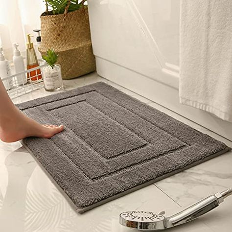 Bath Mat, Non-Slip Bathroom Mat Machine-Washable Ultra Soft and Water Absorbent Bath Rug for Bathroom Tub and Shower ... Throw Rugs Bedroom, Grey Bathroom Rugs, Rugs For Bathroom, Bathroom Mat Sets, Bathtub Mat, Gray Bathroom, Pork Sandwich, Bathroom Tub, Bathroom Floor Mat