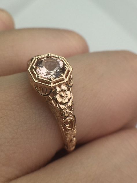 14k Rose Gold , 5mm Morganite Center With Flowers on the Side - Etsy Unique Color Engagement Rings, Morganite Rose Gold Ring, Rose Gold Engagement Ring Vintage, Cute Engagement Rings, Simple Band, Morganite Engagement, Dream Engagement Rings, Jewelry Lookbook, Pretty Rings