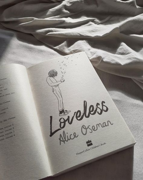 Loveless By Alice Oseman, Loveless Book Aesthetic, Loveless Alice Oseman Book Aesthetic, Loveless Aesthetic Alice Oseman, Loveless Alice Oseman, Alice Oseman Books, Book Core, Book Vibes, Book Wishlist