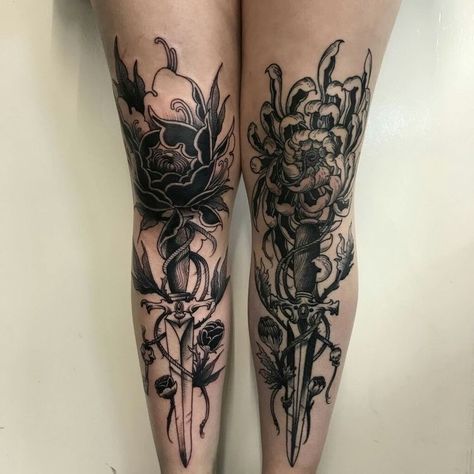 Black Out Flower Sleeve Tattoo, Books Sleeve Tattoo, Full Back Sleeve Tattoo Women, Dark Leg Sleeve Tattoo, Dark Leg Tattoos, Ornamental Leg Sleeve, Grunge Tattoos For Women, Gothic Sleeve Tattoo, Black Ornamental Tattoo