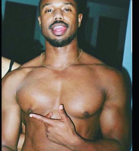 Michael B Jordan Shirtless, Attractive Black Men, Michael Bakari Jordan, Trening Sztuk Walki, Male Celebs, Michael B Jordan, Black Actors, The Perfect Guy, Hottest Guy Ever