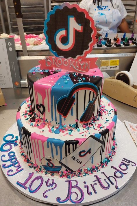 Calumet Bakery, Tube Cake, 12th Birthday, Bakery Cakes, Tick Tock, You Tube, 10th Birthday, Gum Paste, Birthday Theme