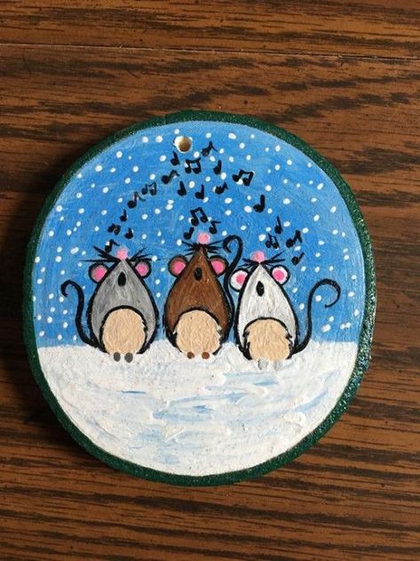 Christmas Rock Painting Ideas, Christmas Rock Painting, Christmas Painted Rocks, Christmas Pebble Art, Christmas Rocks, Wood Slice Ornaments, Festive Crafts, Christmas Rock, Painted Rocks Craft