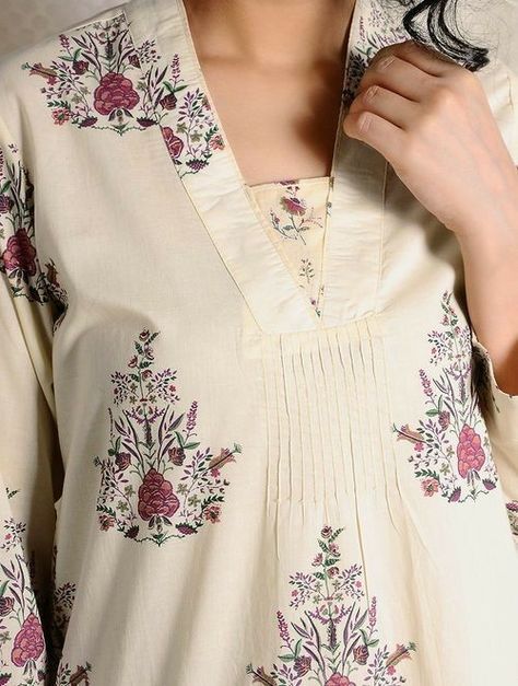 Printed Cotton Kurti Designs, Printed Cotton Kurti Designs Latest, Block Printed Kurta, Cotton Dress Pattern, Kurta Women, Salwar Neck Designs, Indian Kurti Designs, Designer Kurti Patterns, Simple Kurti Designs