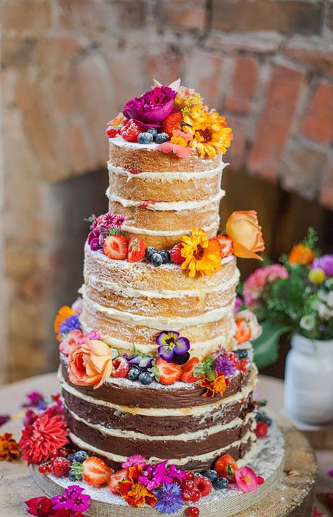 11 of the Best Naked Wedding Cakes | CHWV Organic Wedding Cake, Vegan Wedding Cake, Vegan Wedding, Naked Cakes, Boda Mexicana, Eco Friendly Wedding, Organic Wedding, Wedding Cake Inspiration