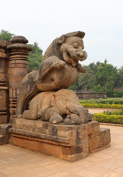 Konarak Sun Temple, Sun God Surya, Konark Sun Temple, Lion Standing, Historical India, Sun Temple, Historical Sculptures, Ancient Indian Art, India Travel Places