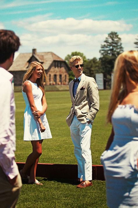 Laughing Couple, Summer Wedding Attire, Style College, Classy Girls Wear Pearls, Preppy Southern, James Patrick, Wear Pearls, Preppy Lifestyle, Classy Girl