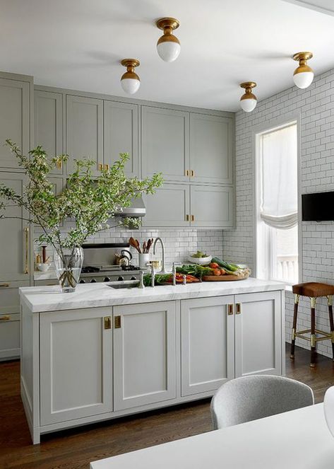 Finally Home Project: Inspiration Photos & Breaking Ground?! | ZDesign At Home Farrow And Ball Kitchen, Small Kitchen Decoration, Cabinets Colors, Model Dapur, Outdoor Kitchen Countertops, Refacing Kitchen Cabinets, Kabinet Dapur, Small Kitchen Decor, Farrow And Ball