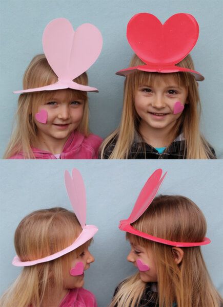 valentines day paper plate hats and other craft ideas for Valentine's Day Paper Plate Hats, Valentine Hats, Paper Hats, Valentinstag Party, Valentine's Day Crafts For Kids, Preschool Valentines, Valentine Activities, Valentine Crafts For Kids, Holiday Hats