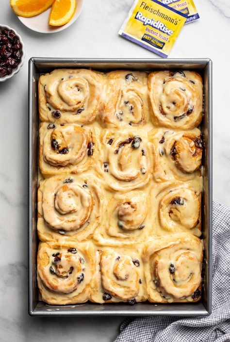 Orange Cinnamon Roll, Homemade Cinnamon Roll Recipe, Rolls Rolls, Orange Cinnamon Rolls, Homemade Cinnamon Roll, Cranberry Cinnamon, Cinnamon Roll Muffins, Cinnamon Roll Recipe Homemade, Fluffy Cinnamon Rolls