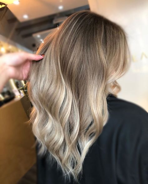 Steadman & Co on Instagram: “✨AFTER & BEFORE✨ Balayage refresh!  #haircolour #ghd #beachwaveshair #highlights #toner #haircut  #lorealpro #hairinspo #ghd #blonde…” Toner For Blonde Hair Before And After, Beach Waves, Balayage Hair, Toner, Hair Inspo, Balayage, Blonde, Hair Color, Hair Cuts