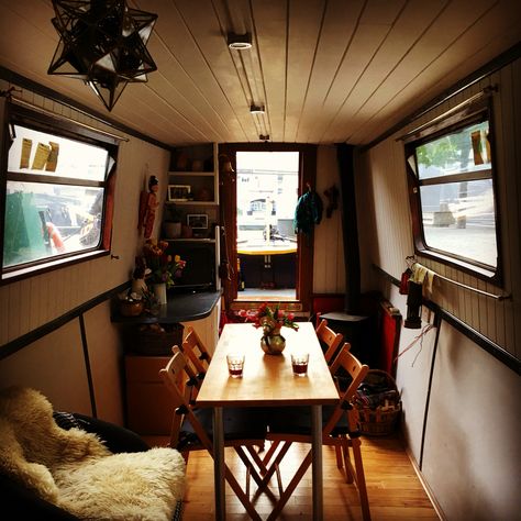 Dining table with removable legs. This is a standard IKEA table top which a friend cut down to make it more suitable for a narrowboat. Narrowboat Dining Table, Ikea Table Top, Ikea Table Tops, Narrowboat Interiors, Boat Interior Design, Boat Interiors, Narrow Boat, Canal Boats, House Boats