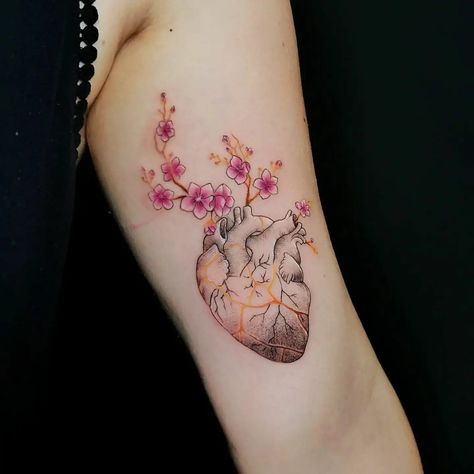 101 Best Kintsugi Tattoo Ideas That Will Blow Your Mind! - Outsons Kintsugi Heart Tattoo, Kintsugi Tattoo Ideas, Tattoo Ideas Flower, Kintsugi Tattoo, Trendy Tattoo Ideas, Ankle Tattoo Ideas, Japanese Kintsugi, Brain Tattoo, Tattoo 2024