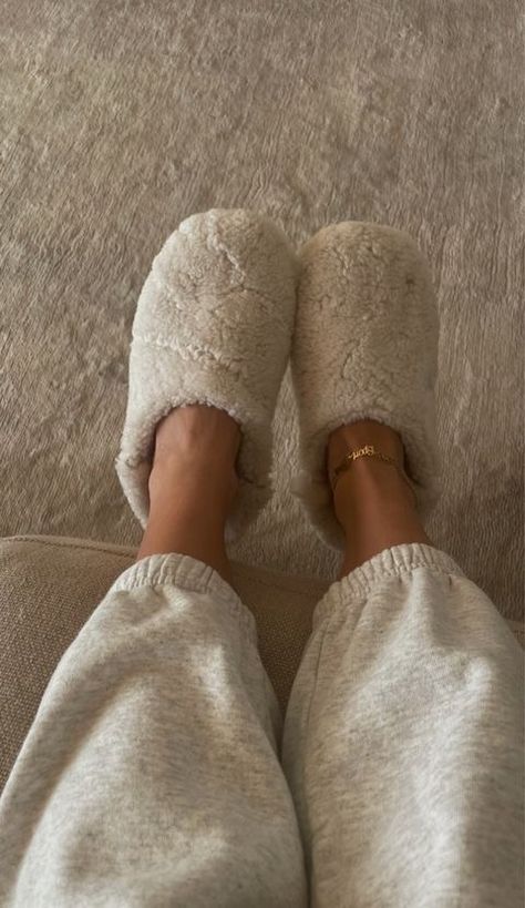 Cozy Aesthetic, Beige Aesthetic, Mode Inspo, Winter Aesthetic, Comfy Cozy, Looks Style, Mode Inspiration, Aesthetic Photo, Dream Life