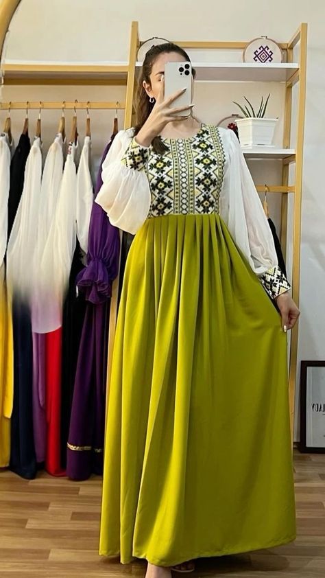 Simple Afghani Dress, Afgani Dress, Simple Dress Casual, Afghani Clothes, Afghan Dress, Simple Frocks, Afghan Fashion, Stylish Short Dresses, Pakistani Fancy Dresses